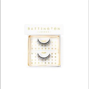 Battington lashes Monroe